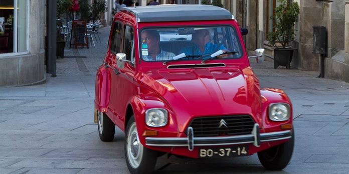 La Dyane Qui Ne Put Chasser La 2cv