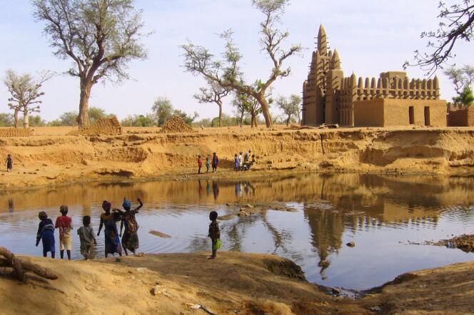 La mosquée de Kani-Kombolé, près de Mobti, au Mali. Photo datant de 2006.
