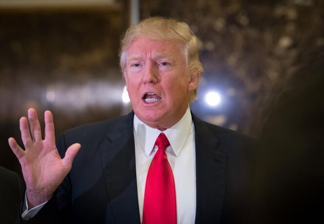 Le président élu des Etats-Unis, Donald Trump, s’adresse aux médias dans la Trump Tower, le 13 janvier 2017, à New York.