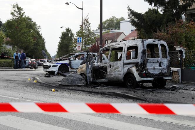 Au début d’octobre, une quinzaine de personnes avaient agressé quatre policiers à Viry-Châtillon (Essonne).