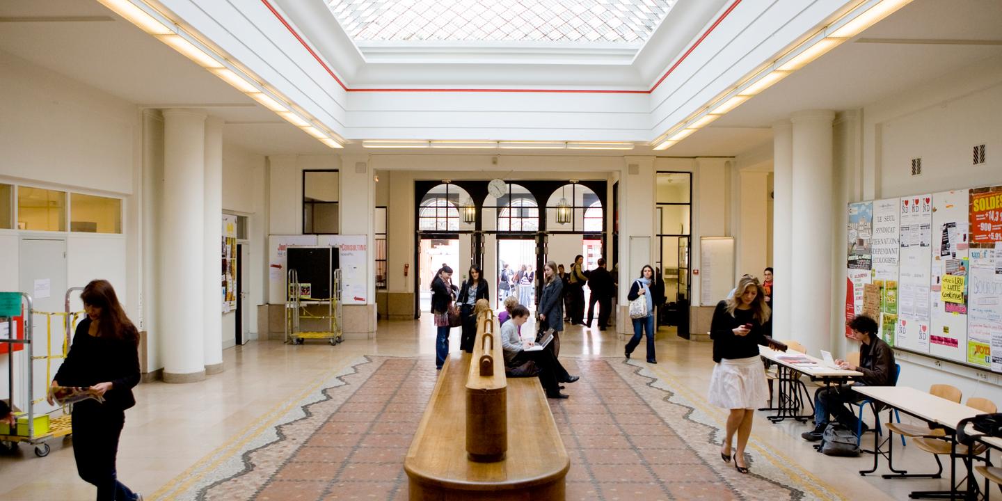 A Sciences Po, le dispositif d’ouverture sociale bénéficie aussi aux jeunes CSP A Sciences Po, le dispositif d’ouverture sociale bénéficie aussi aux jeunes CSP