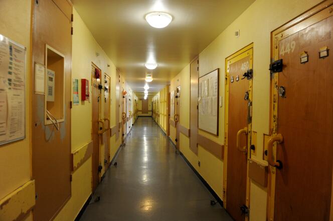 Un couloir de la prison de l’Hermitage à Brest, le 10 décembre.