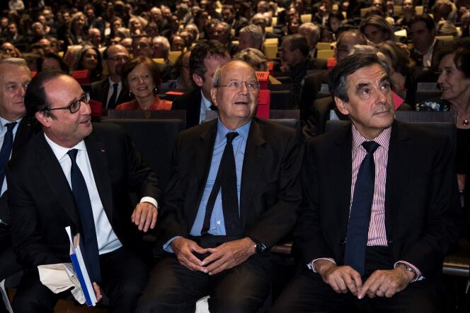 Marc Ladreit de Lacharrière entouré de François Hollande et François Fillon lors du dixième anniversaire de la fondation Culture et diversité en octobre.