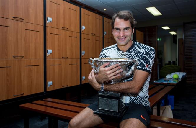 Cette coupe-là, Roger Federer ne veut plus la lâcher.
