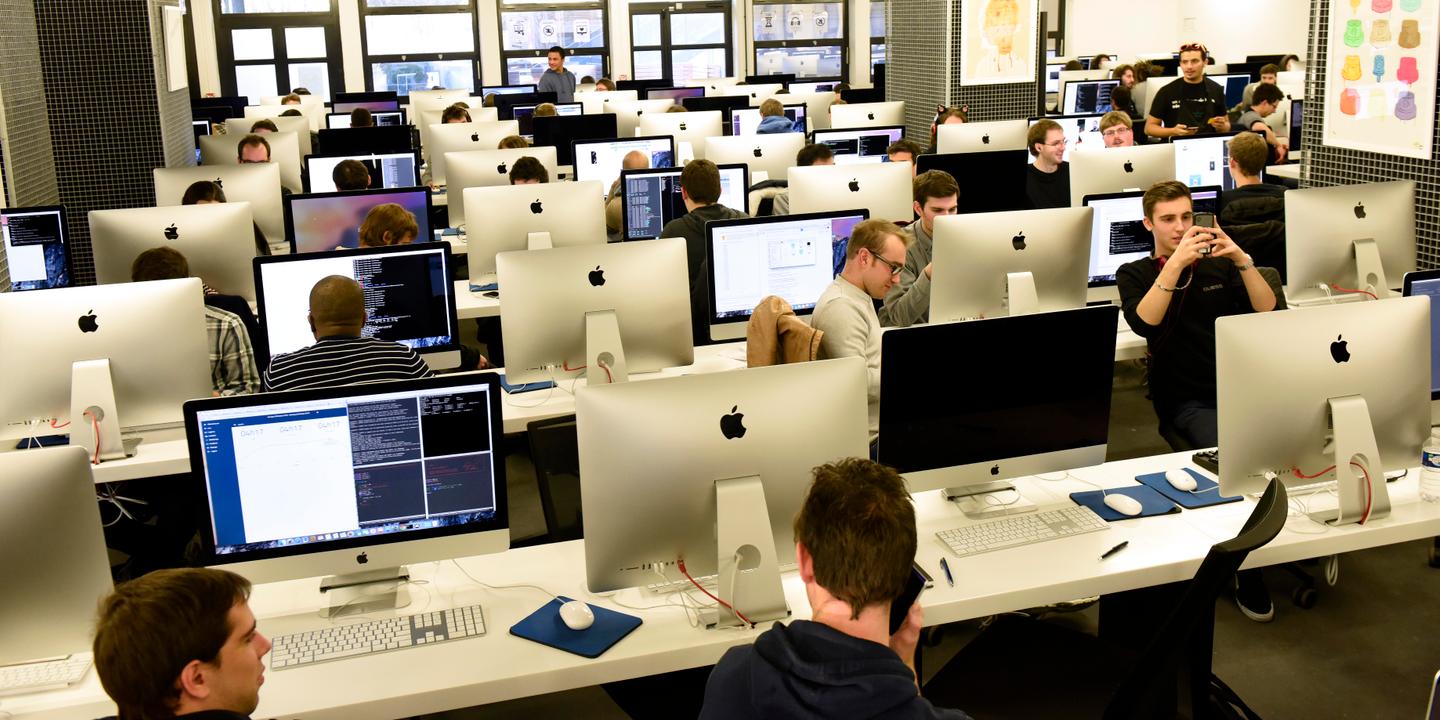 La Piscine Ou L Epreuve Redoutee Des Geeks
