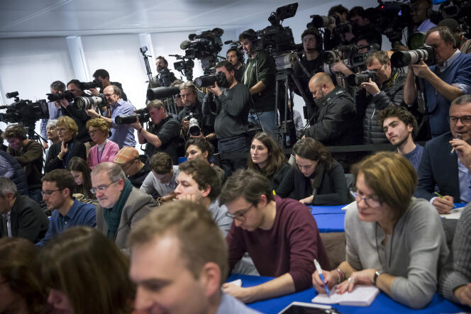 Conférence de presse de François Fillon dans son QG de campagne à Paris, lundi 6 février.