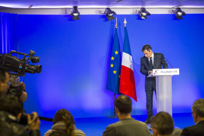 Conférence de presse de François Fillon, candidat Les Républicains de la droite à la présidentielle 2017, à propos de l’affaire « Penelope Fillon » dans son QG de campagne à Paris, lundi 6 février 2017.