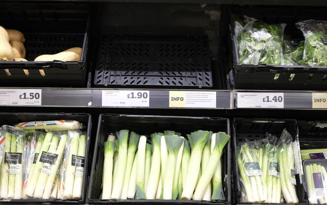 Pénurie de légumes dans un supermarché de Londres, le 3 février