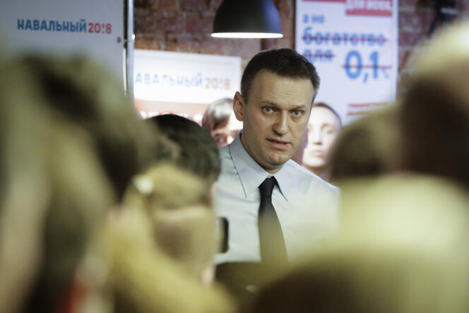 Alexei Navalny lors de l’inauguration de son QG de campagne à Saint-Pétersbourg (Russie) le 4 février.