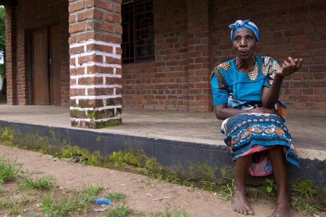 Esitele Paulo, coorganisatrice d’un des camps d’initiation sexuelle du district de Mulanje, dans le sud du Malawi.