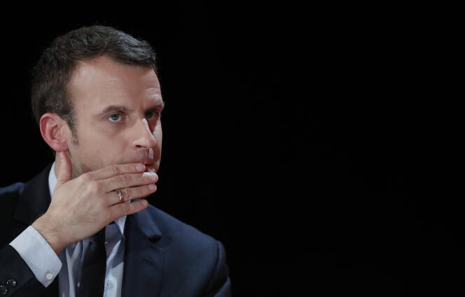 Emmanuel Macron à Courbevoie, le 31 janvier.
