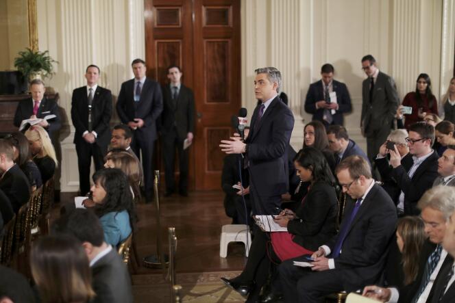 Jim Acosta, reporter de CNN et l’une des cibles favorites du président américain, à la Maison Blanche, le 16 février.