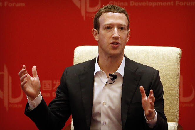 Mark Zuckerberg lors d’un débat à Pekin le 19 mars 2016.