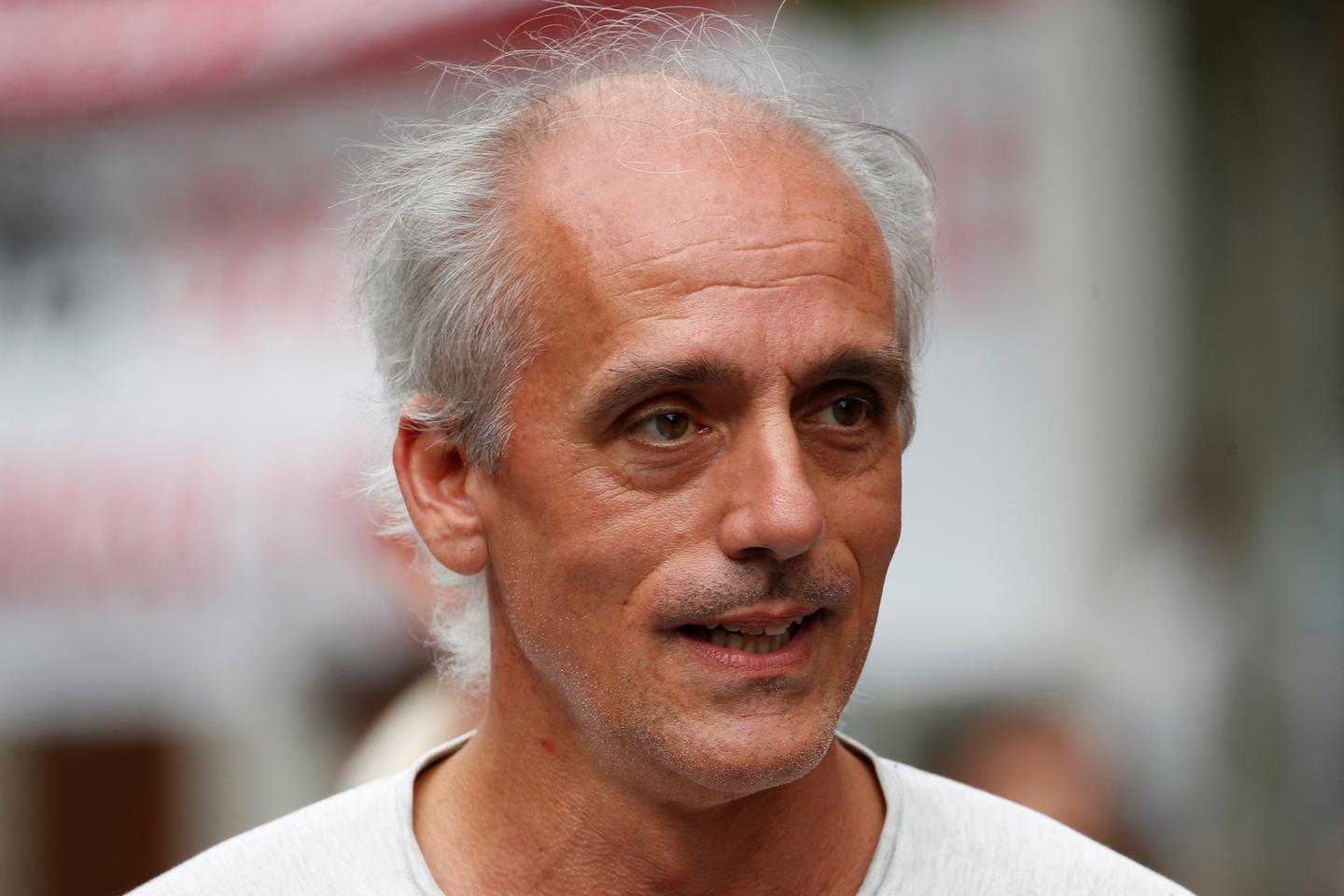 Fou rire dans « On n’est pas couché » : Philippe Poutou avait-il intérêt à y aller ?