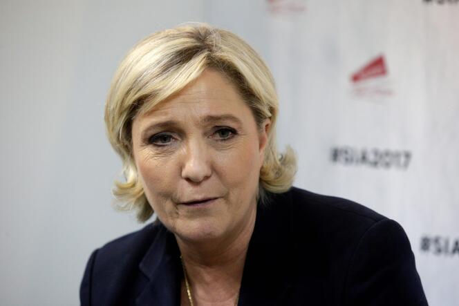 Dans son arrêt, la Cour de cassation estime que les propos poursuivis sont « outrageants » pour Marine Le Pen mais  ne dépassent « pas les limites admissibles de la liberté d’expression ».