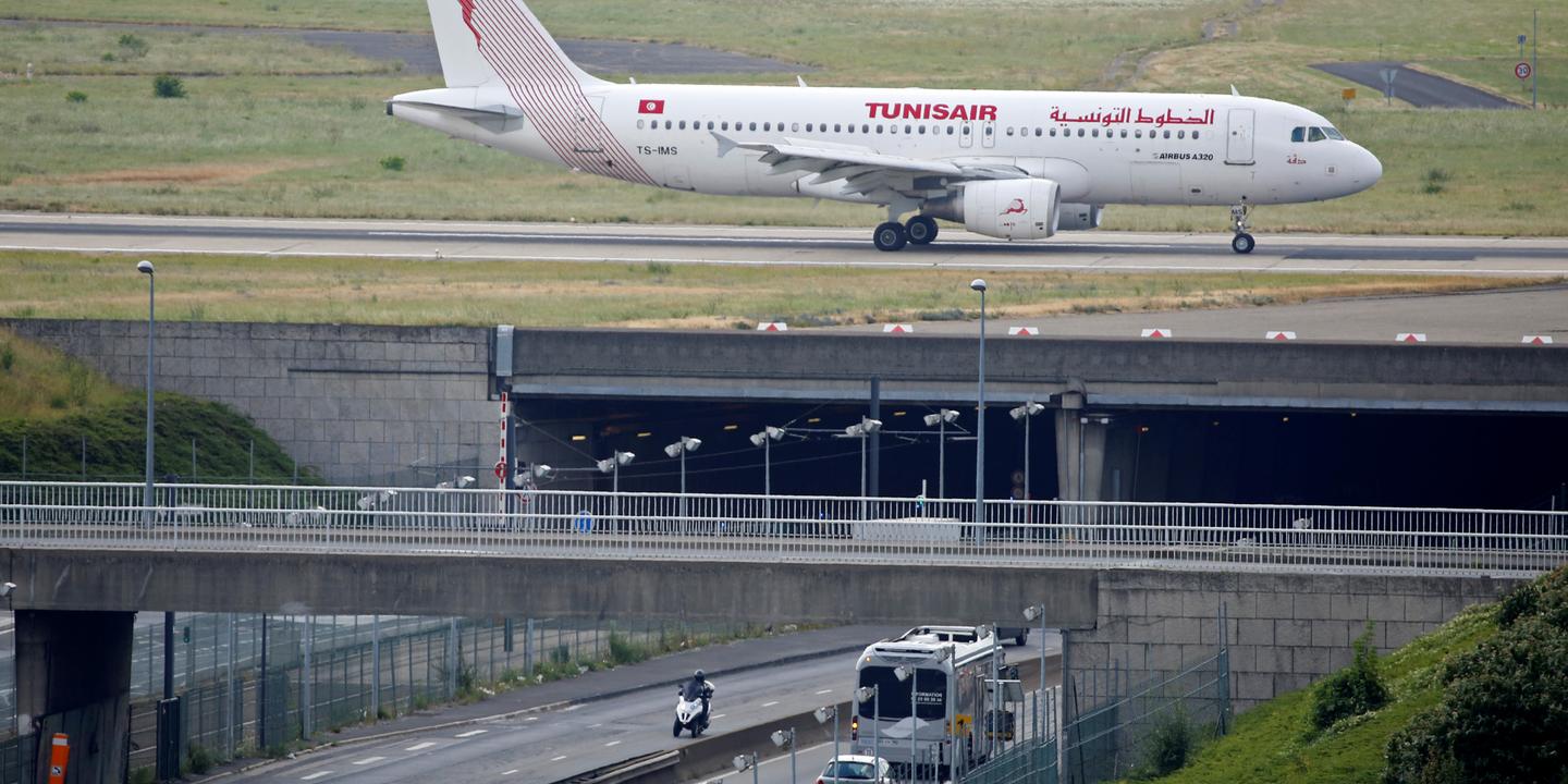 Tunisair Suspend Tous Ses Vols En Raison De Tensions Sociales