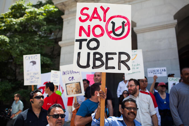 Manifestaton de chauffeurs de taxis contre les plates-formes de VTC, à Sacramanto en Californie en 2014. Max Whittaker / Reuters