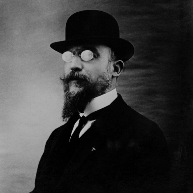 Erik Satie en 1909.