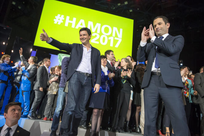 Thomas Piketty participe à un meeting de campagne de Benoît Hamon, à Paris, dimanche 19 mars.