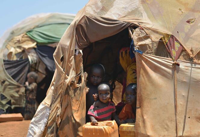 Près de 2,9 millions de personnes sont en état de crise alimentaire en Somalie selon les chiffres publiés par l’ONU. Ici dans un camp de fortune de réfugiés près de Baidoa, dans le sud du pays, le 14 mars.
