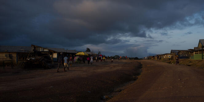 La route principale de Kinjor, à l’ouest du Liberia.