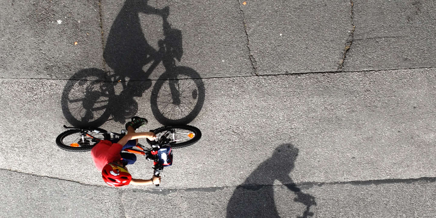 Casque vélo obligatoire pour les moins de 12 ans: les avis divergent!