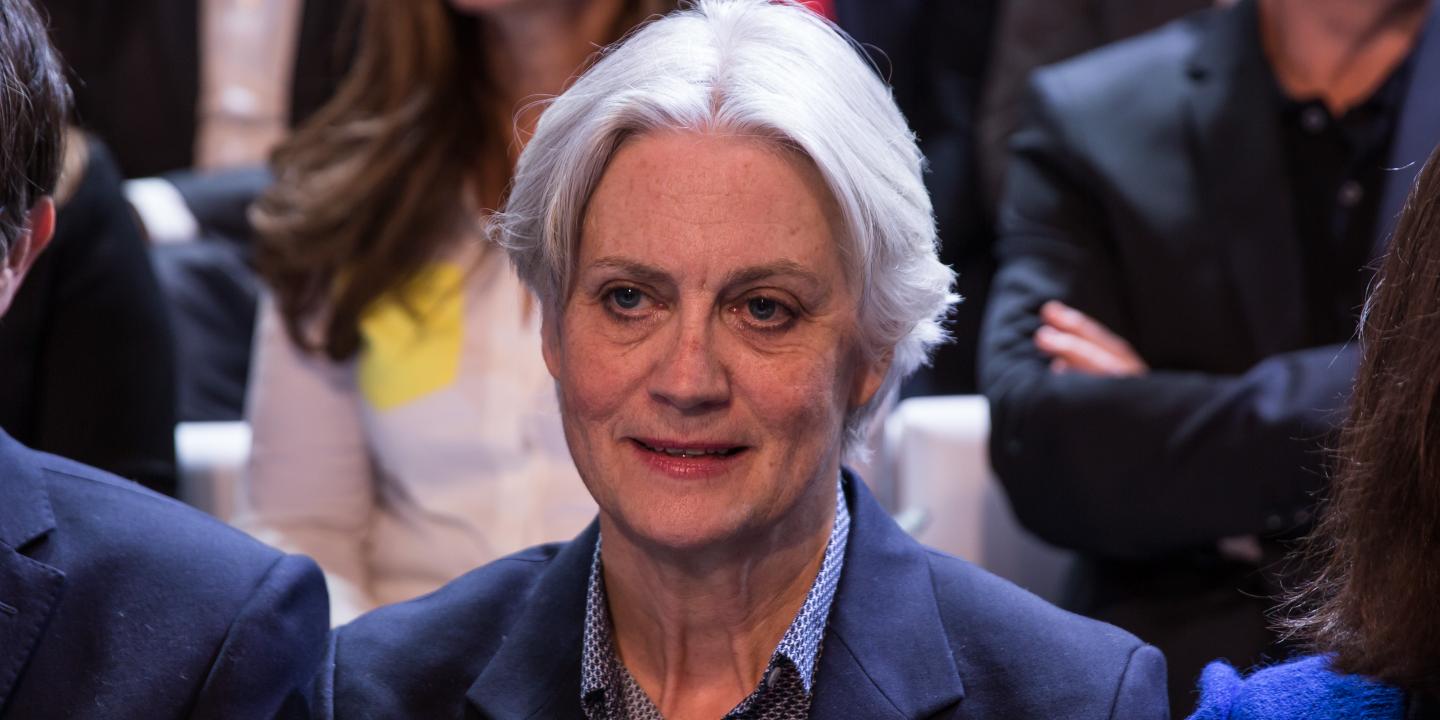 Distribution De La Chronique Des Bridgerton Penelope Penelope Fillon face aux enquêteurs : « Je n’ai jamais eu de