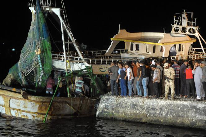 En septembre, un bateau de pêche avait chaviré au large de la ville de Rosette, faisant 202 morts selon les autorités egyptiennes.