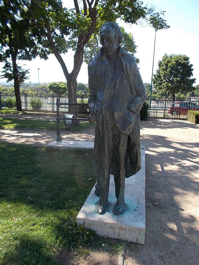 La statue de Georg Lukacs,  dans le parc Szent-Istvan, à Budapest, en 2015.