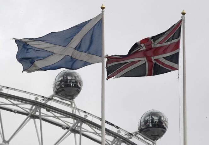 Le Parlement écossais avait autorisé, mardi, Nicola Sturgeon à demander un nouveau référendum sur l’indépendance, entre l’automne 2018 et le printemps 2019.