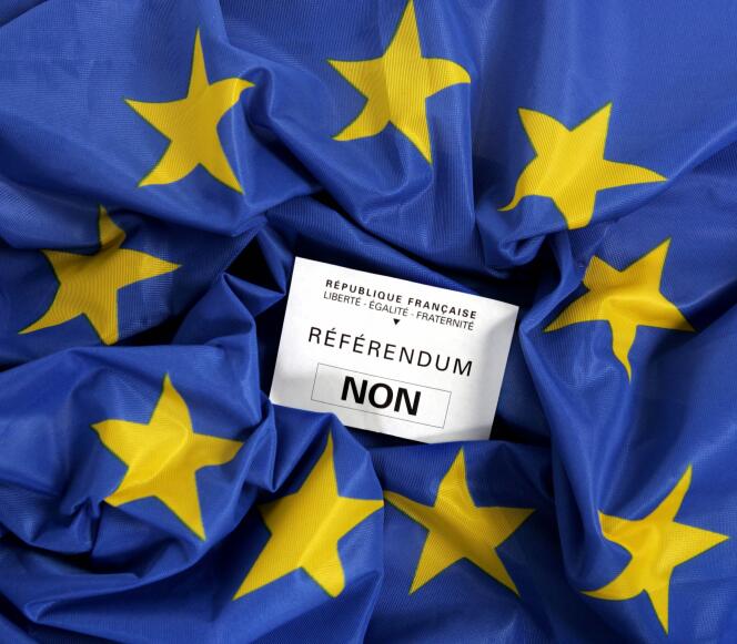 Un bulletin pour le «non» au référendum sur la Constitution européenne de mars 2005.