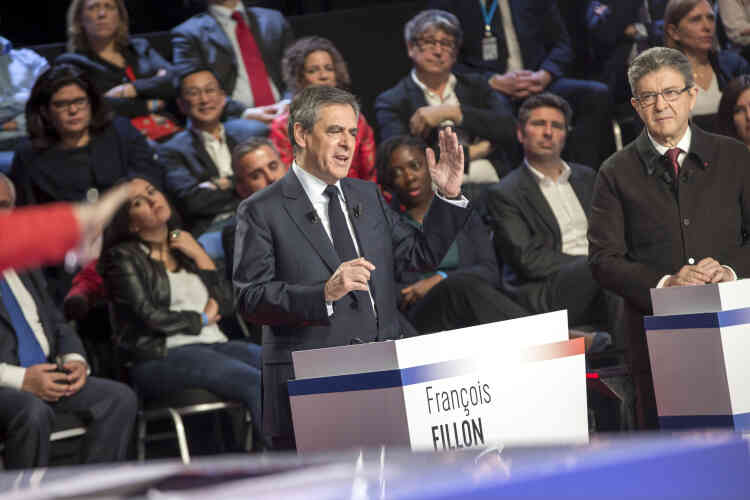 François Fillon : « Avec 6 millions de chômeurs et 2 200 milliards de dettes, la situation est explosive. »
