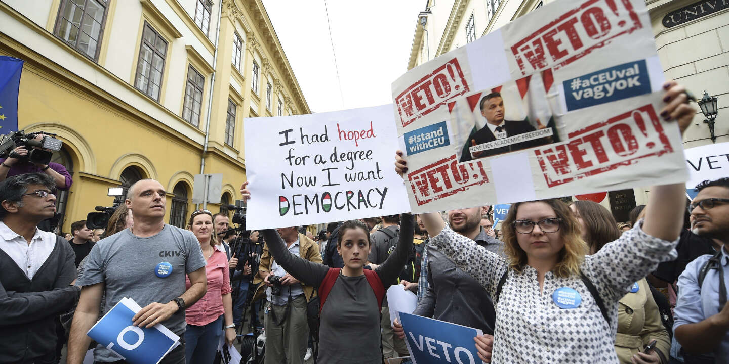  Viktor Orban et son administration poursuivent une stratégie de démantèlement de l’éducation publique en Hongrie 