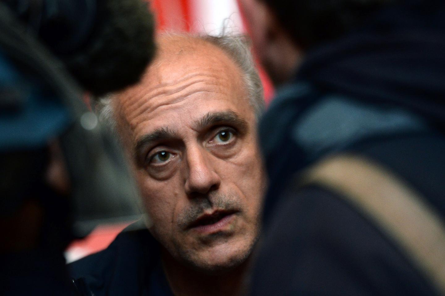 Gérald Darmanin dépose plainte contre Philippe Poutou pour des propos « insultants » sur la police