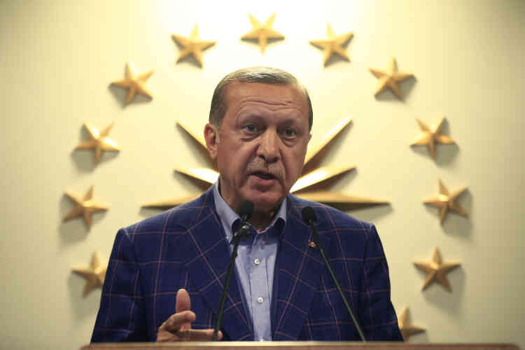 Après sa victoire, Recep Tayyip Erdogan s’est dit prêt à organiser un référendum sur le rétablissement de la peine de mort.