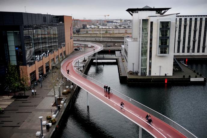 A Copenhague Le Velo Supplante La Voiture