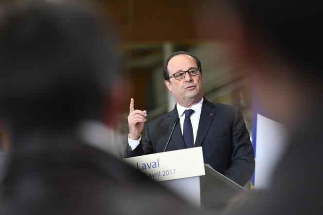 François Hollande à Laval le 25 avril.