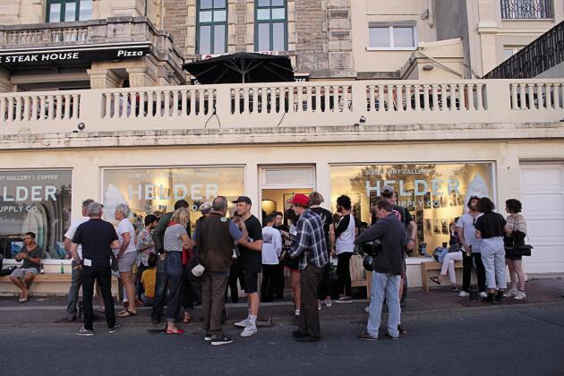 Comme Helder Supply Store, à Biarritz, des boutiques cherchent à cultiver un « mode de vie » inspiré par Colette.