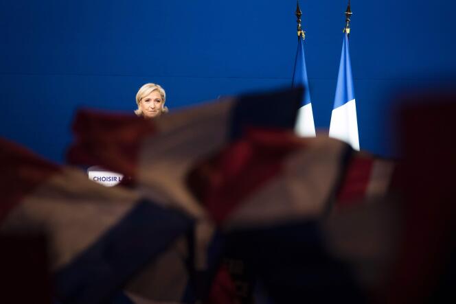 Marine Le Pen en meeting au Parc des expositions de Villepinte (Seine-Saint-Denis), le 1er mai.
