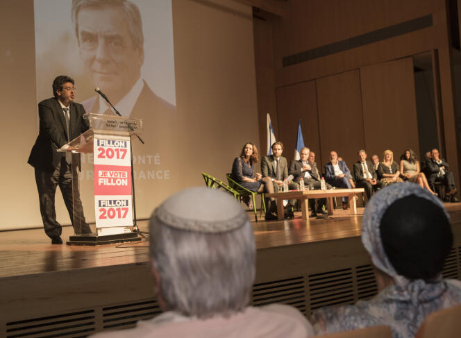 Meyer Habib, lors d’un meeting en soutien à François Fillon, le 20 avril à Tel-Aviv.