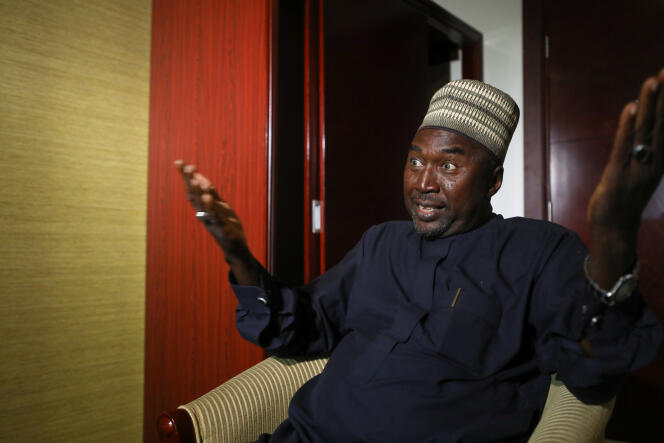 L’avocat nigérian Zannah Mustapha, ayant servi d’intermédiaire pour les négociations avec Boko Haram. Ici lors d’un entretien avec l’agence Reuters.