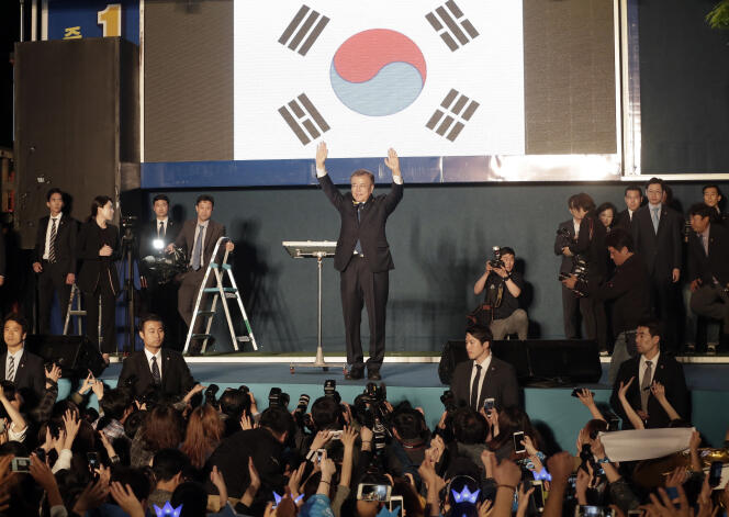 « C’est une grande victoire pour créer un pays de justice », a annoncé le douzième président coréen, Moon Jae-in – ici mercredi 10 mai 2017.