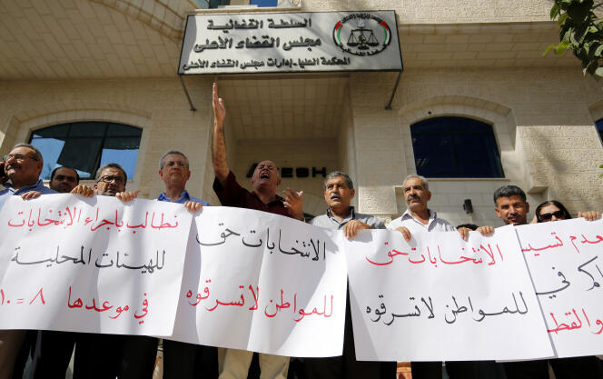 Manifestation à Ramallah, le 21 septembre 2016, pour s’opposer au report des élections locales initialement prévues en octobre.