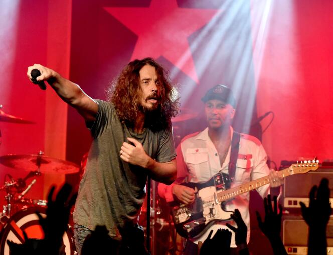 Le chanteur et guitariste américain Chris Cornell sur scène à Los Angeles, le 20 janvier 2017.
