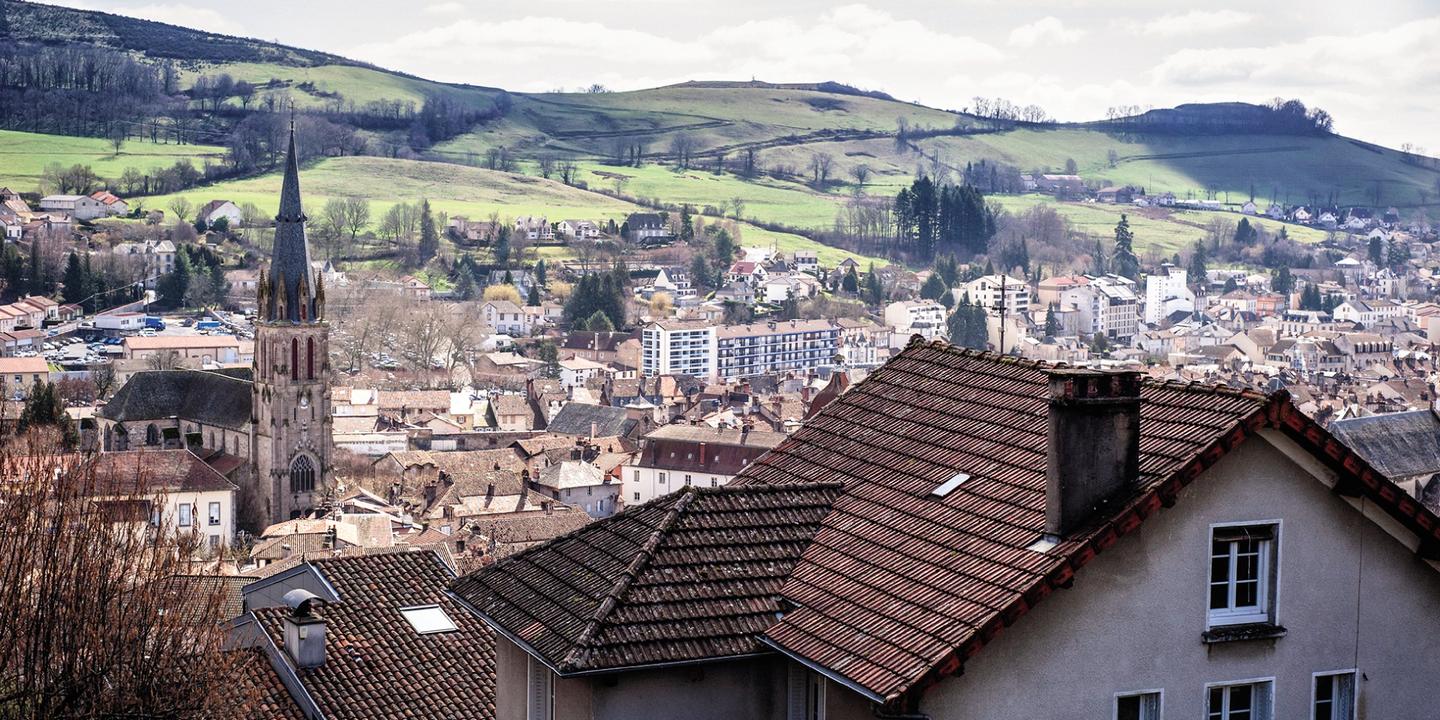 Aurillac Ville Refuge Des Franciliens Precaires