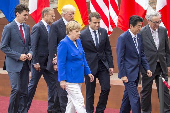 Justin Trudeau, Donald Tusk, Donald Trump, Angela Merkel,Emmanuel Macron,  Shinzo Abeet Jean-Claude Junker, au sommet du G7 le 26 mai.