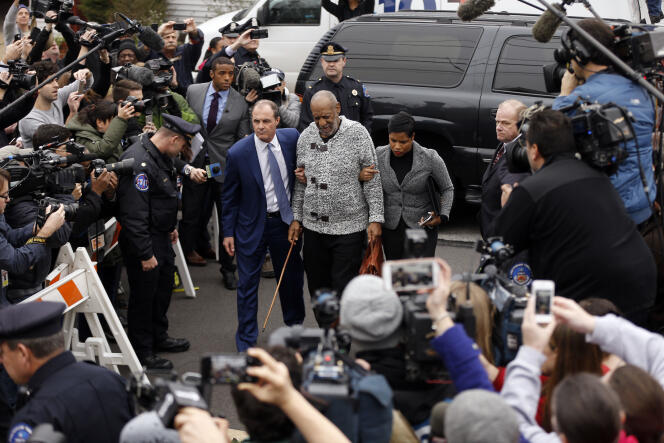Bill Cosby sur le point d’être inculpé pour agression sexuelle aggravée, le 30 décembre 2015, à Philadephie.