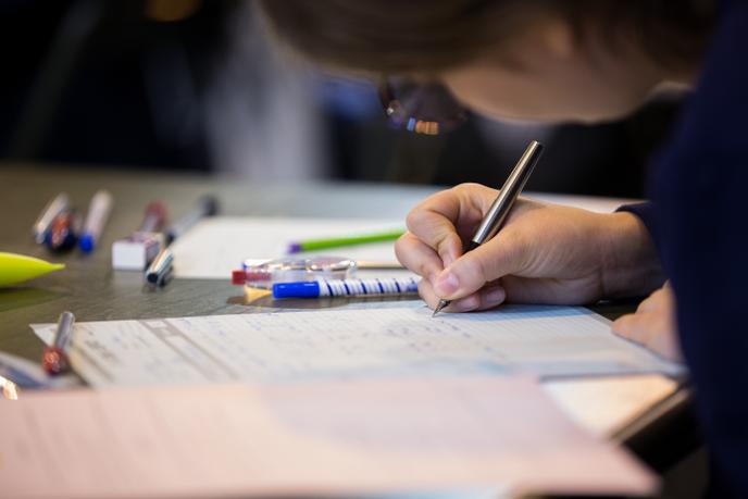 Bac Philo 18 Restituer Par Soi Meme Une Pensee Vaut Mieux Qu Une Citation Decorative