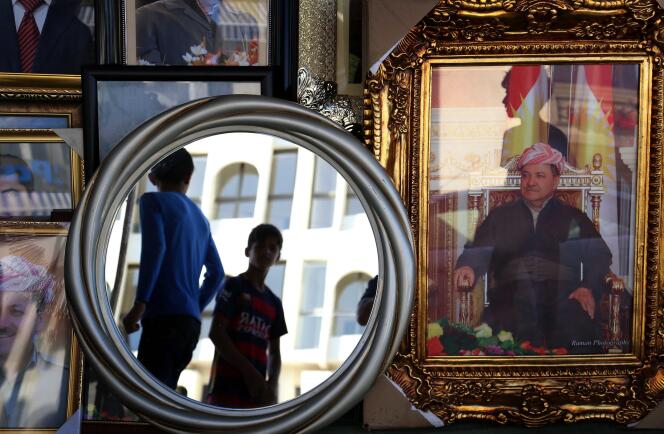 « Avec le scrutin du 25 septembre, M. Barzani veut tirer parti de l’image acquise auprès des Occidentaux comme partenaire de premier rang dans la lutte contre l’organisation Etat islamique ». (Photo : Le portrait du président du Kurdistan irakien Massoud Barzani, dans une boutique d’Erbil, la capitale de cette région autonome, jeudi 8 juin).