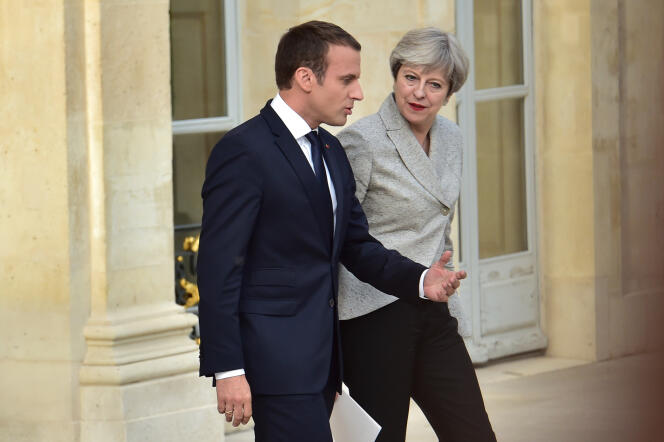 Rencontre entre le président Emmanuel Macron et la première ministre britannique Theresa May à l’Elysée, le 13 juin.